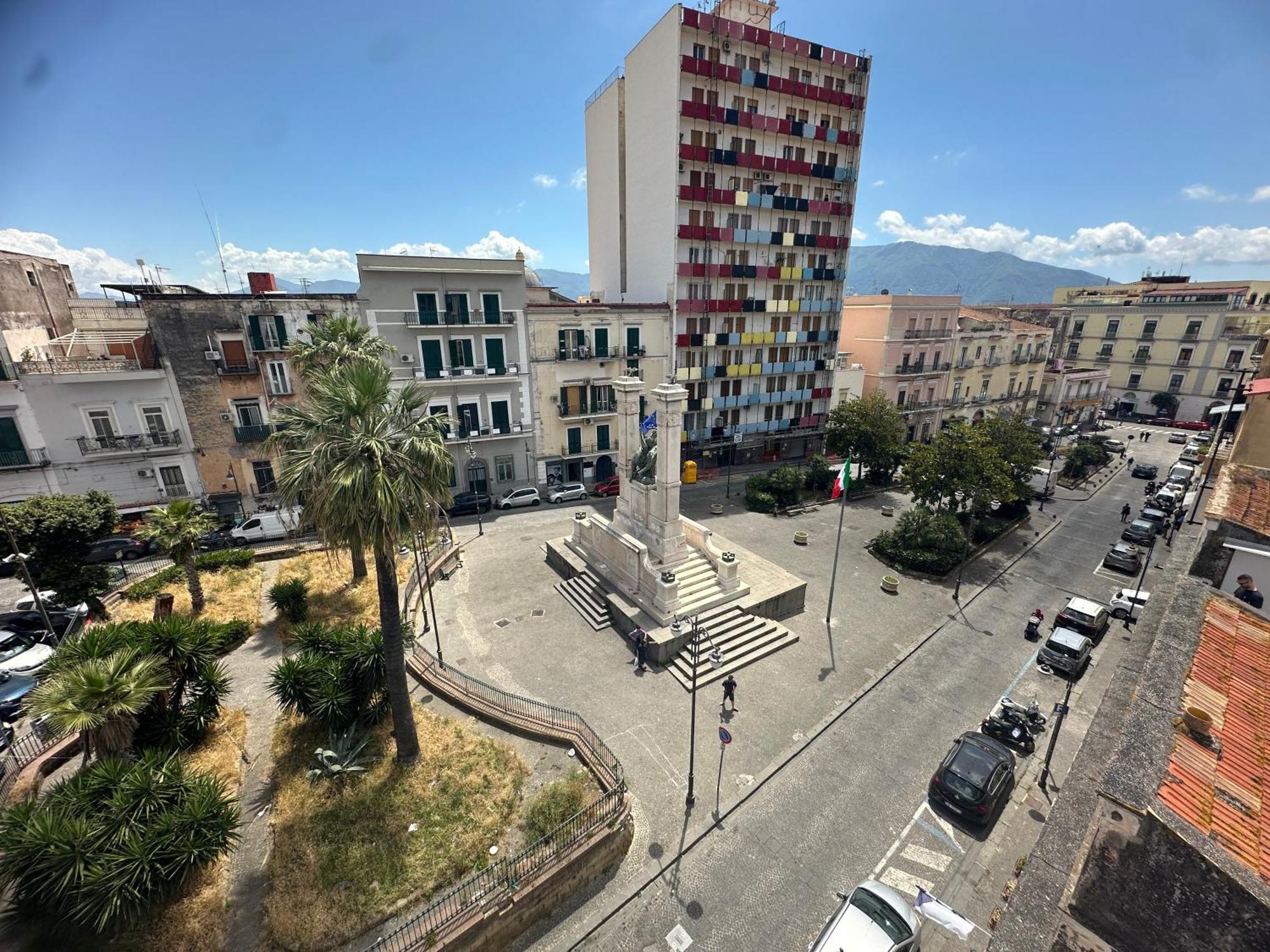 Una Terrazza In Piazza Торре-Аннунціата Номер фото